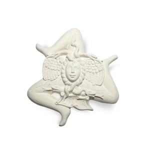 Trinacria sgambata semilavorata grezza in terracotta da decorare