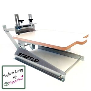 Silver Startup. Banco Manuale Multifunzione ad un Colore. Per telaio metallico con dimensioni massime di 50×70 cm
