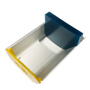Spatola Antispreco per Vaschetta Stendigelatina. Ricavata dal vulko di scarto e ideale per rimuovere l’emulsione in eccesso.